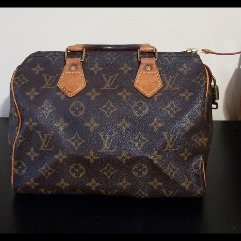 Louis Vuitton Speedy 25